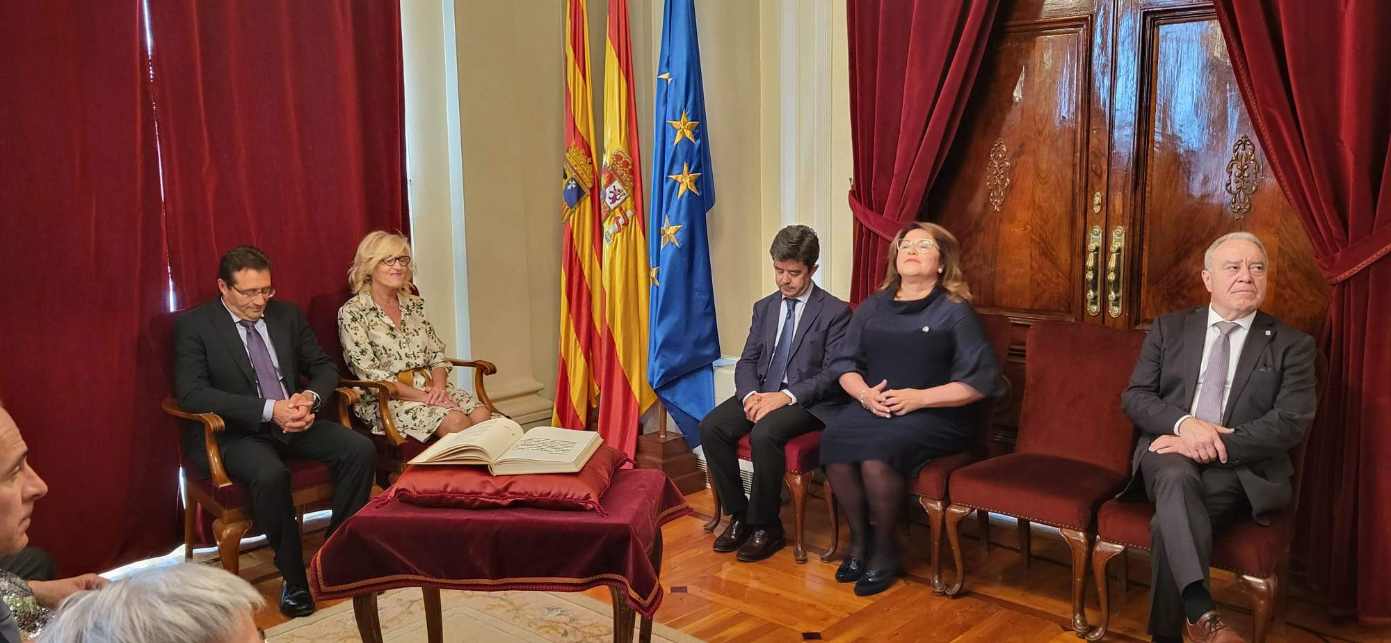 Toma de posesión de Carlos Campo de subdelegado del Gobierno en Huesca. Foto Javier García Antón