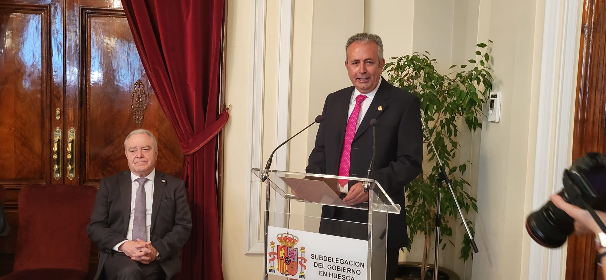Toma de posesión de Carlos Campo de subdelegado del Gobierno en Huesca. Foto Javier García Antón