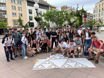 Alumnos de San Viator en la Plaza de Navarra