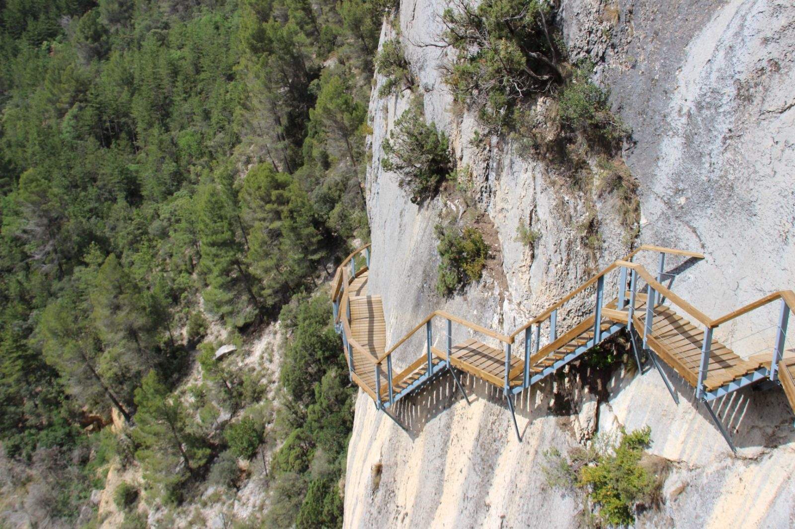 Pasarelas de Montfalcó tras la remodelación.
