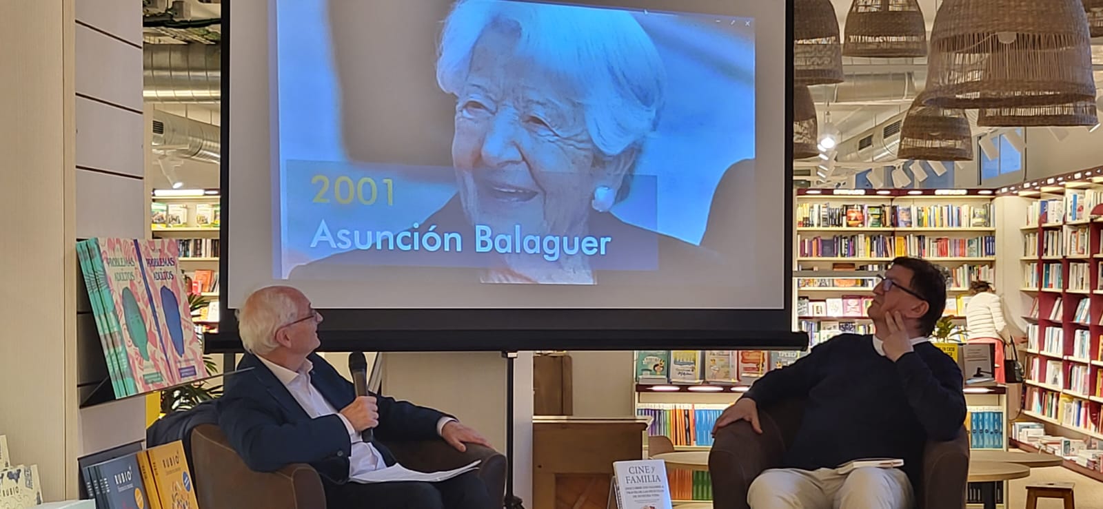 Presentación del libro Cine y Familia en Santos Ochoa