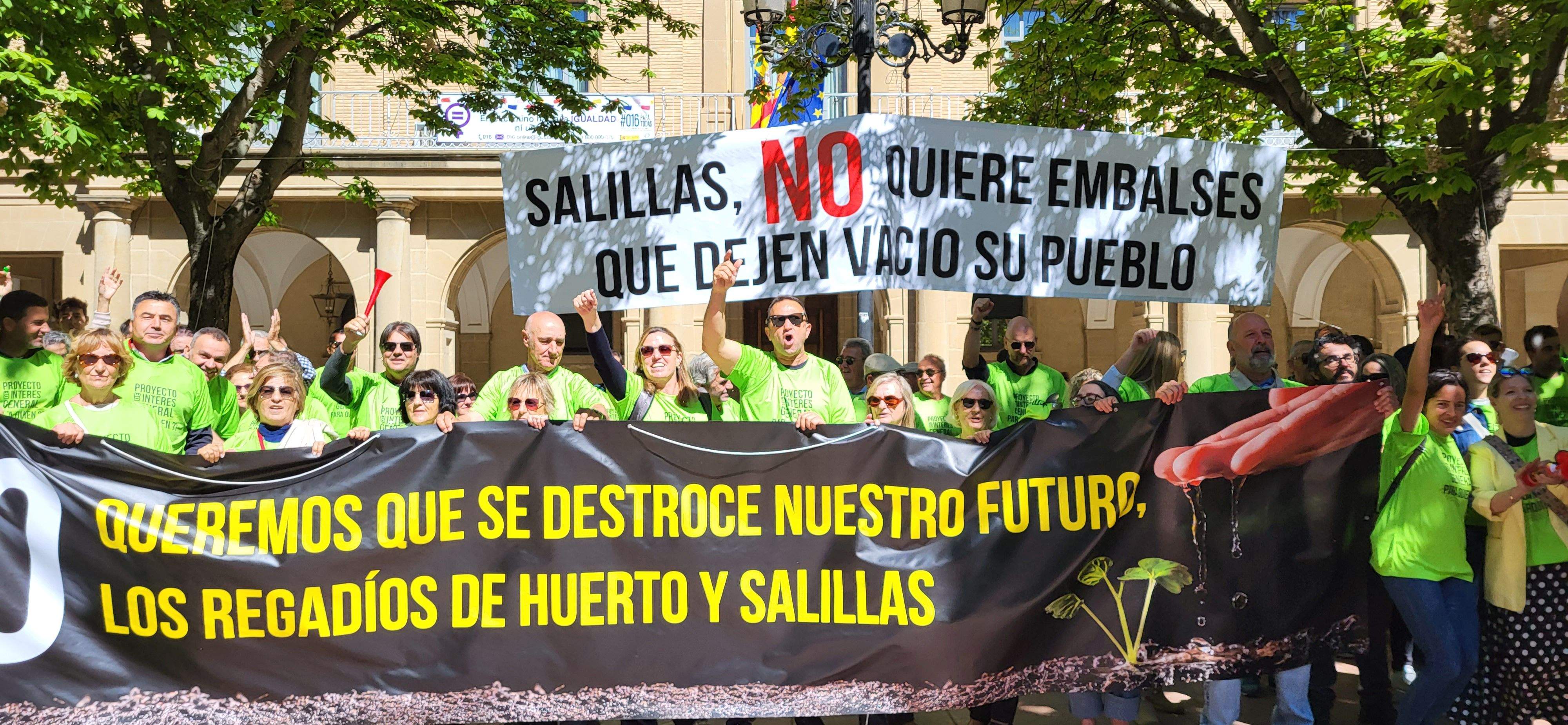 Movilización de Salillas y Huerto en defensa de sus regadíos. 