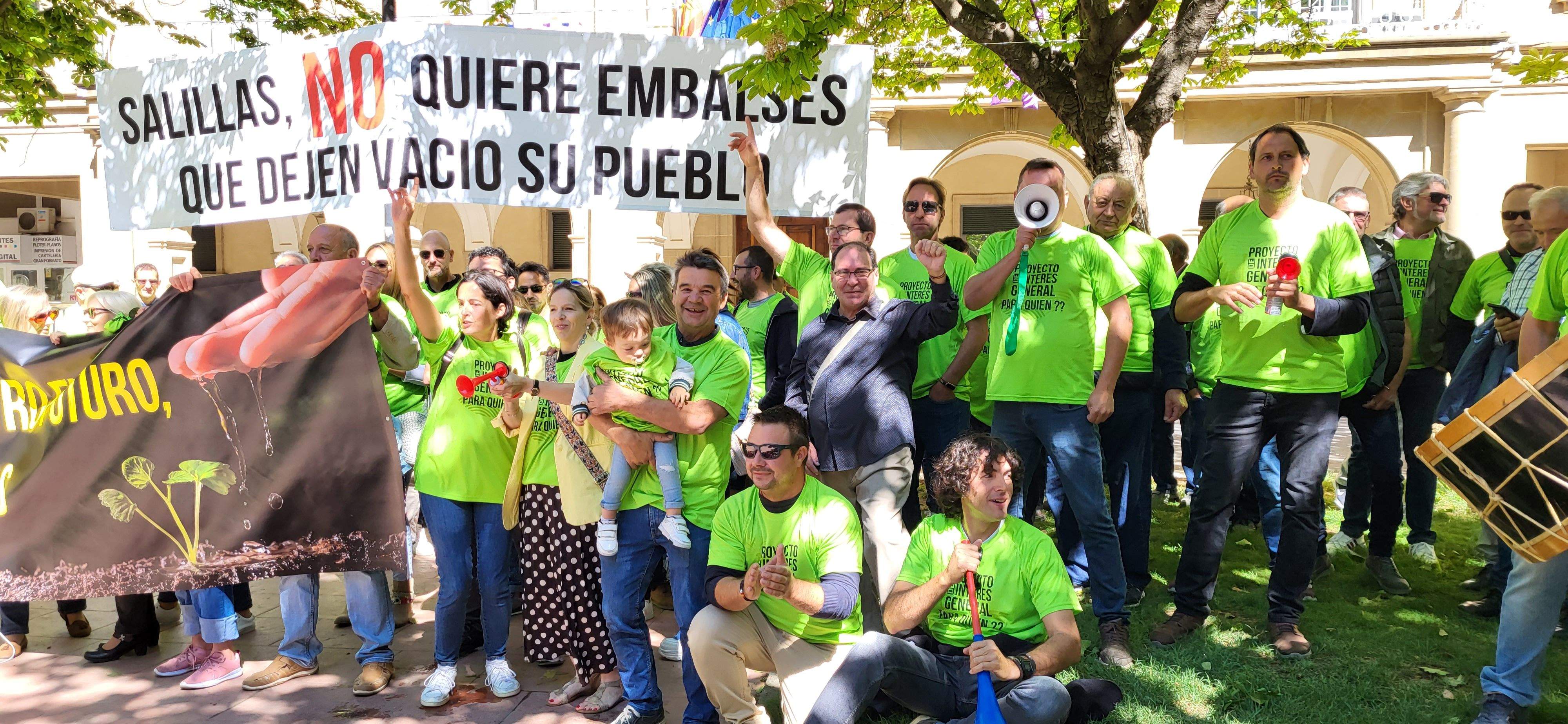 Movilización de Salillas y Huerto en defensa de sus regadíos. 