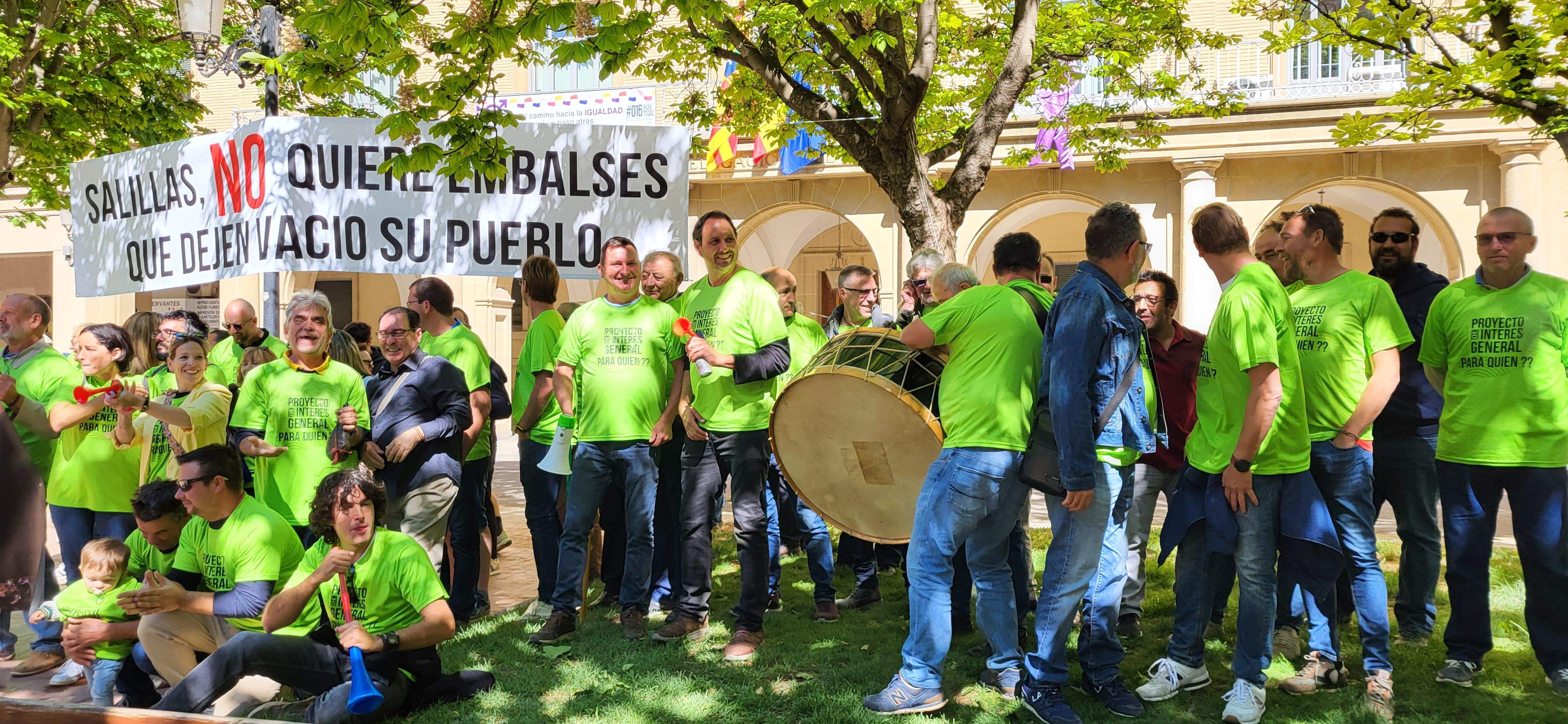 Movilización de Salillas y Huerto en defensa de sus regadíos. 