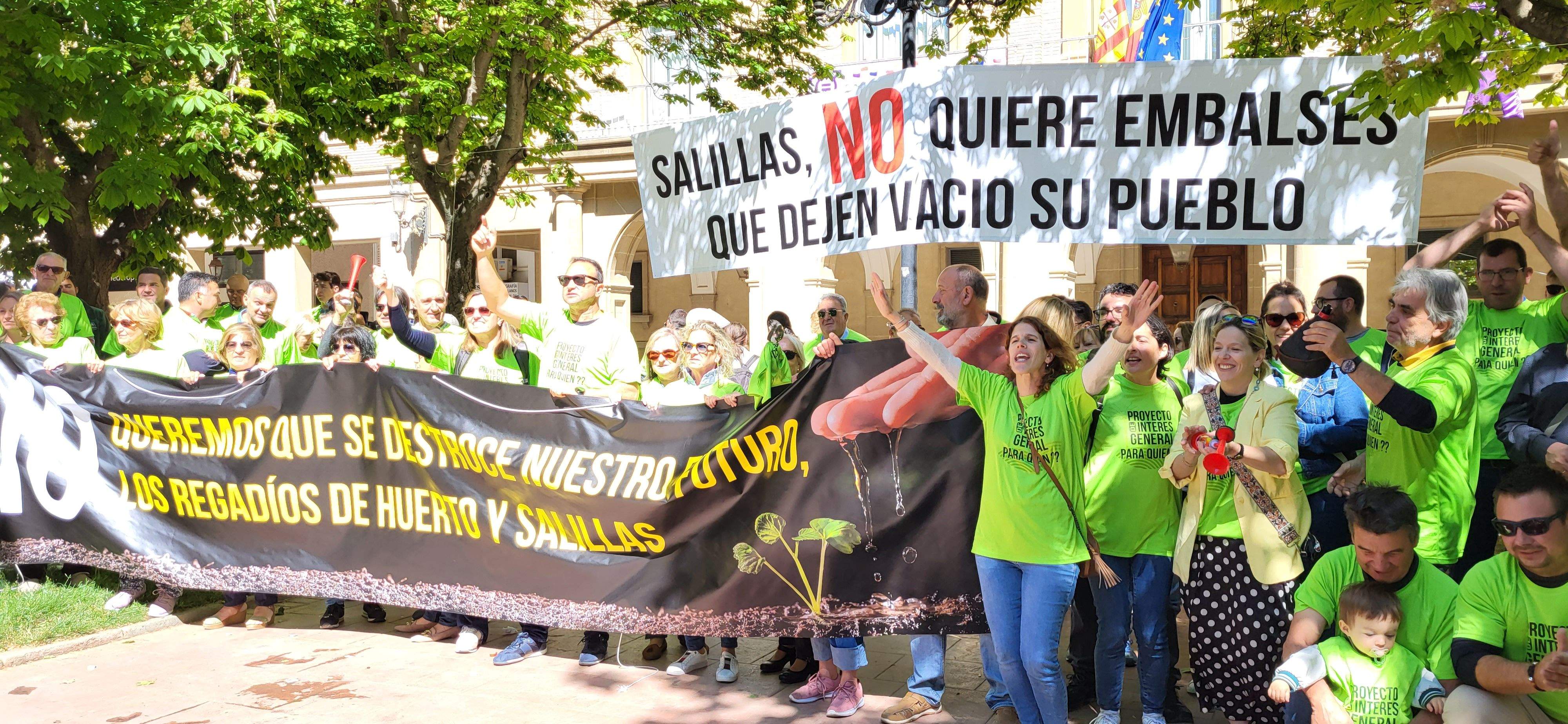 Movilización de Salillas y Huerto en defensa de sus regadíos. 