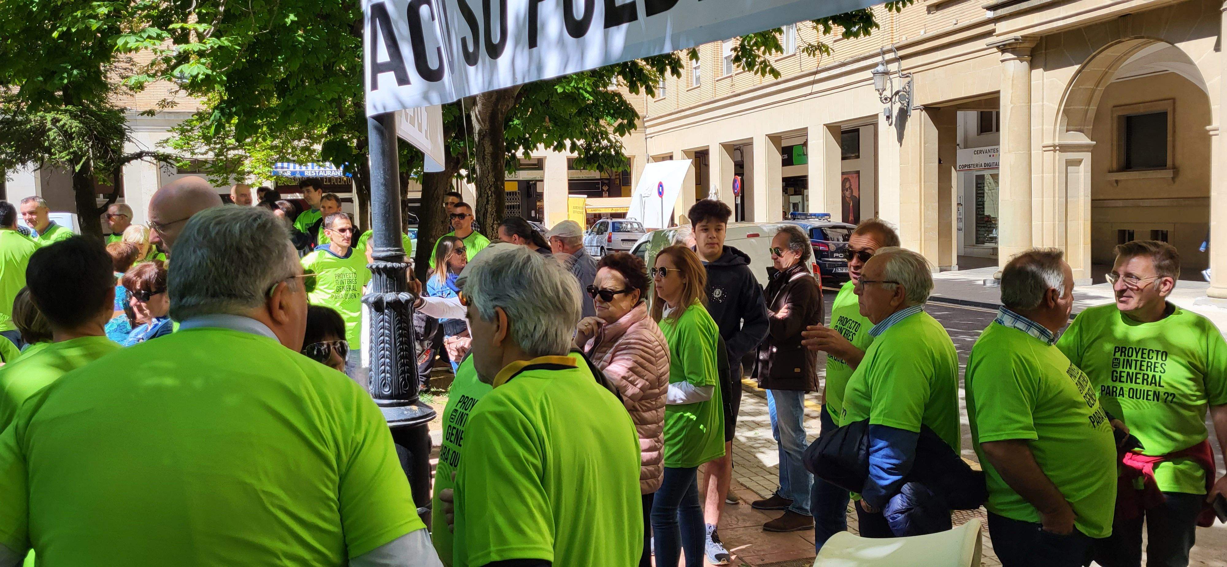Movilización de Salillas y Huerto en defensa de sus regadíos. 