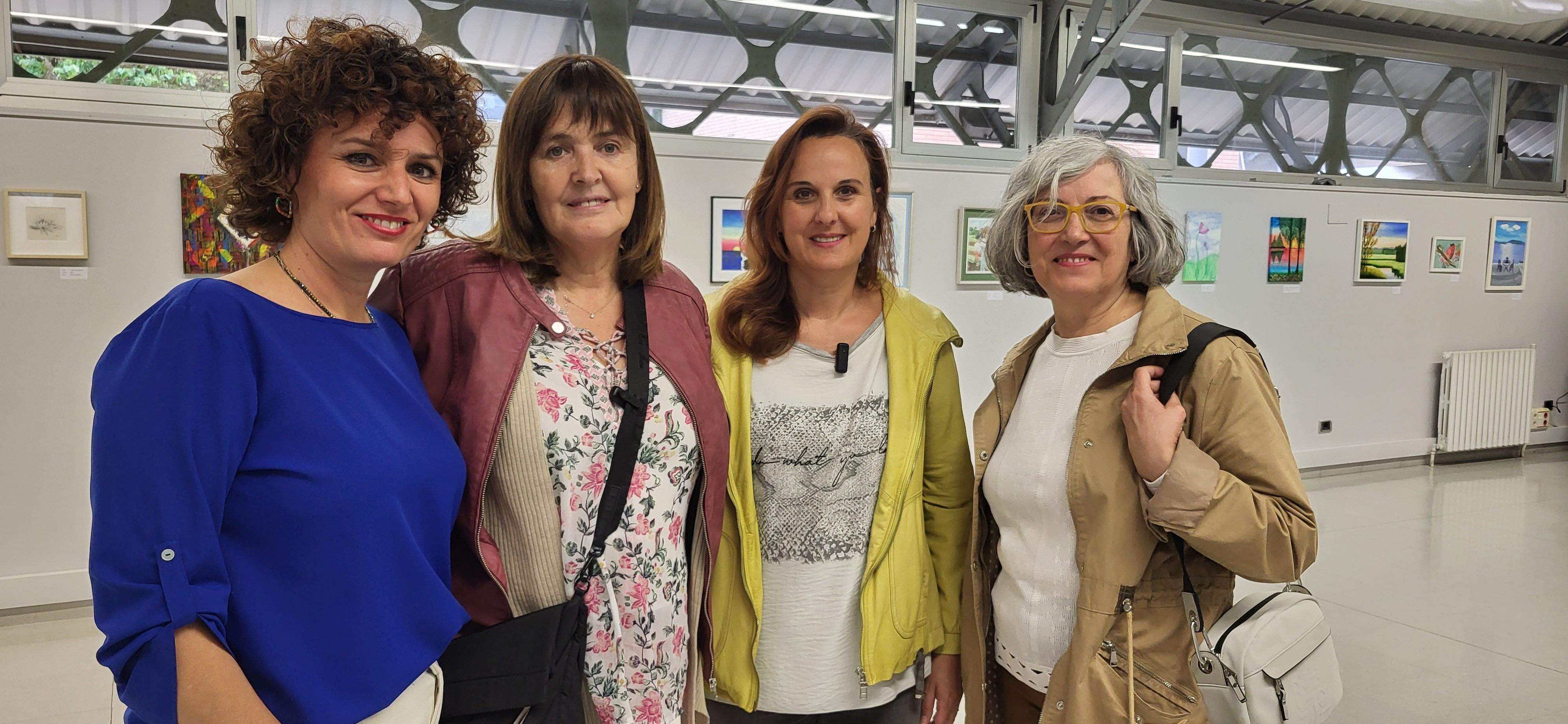 Exposición "Un paseo por la vida" del taller de Marian Ruiz. Foto Myriam Martínez