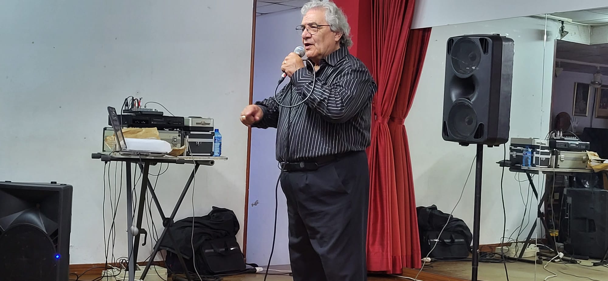 Homenaje a Ramón Flores asa de Andalucía