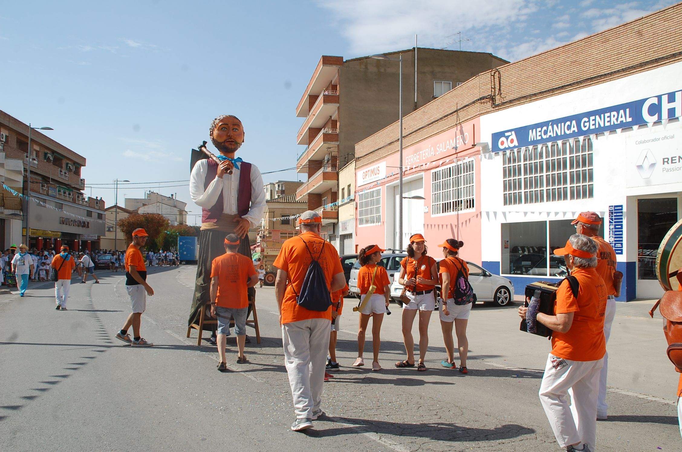 Cabalgata y chupinazo de las fiestas de Sariñena 2022 