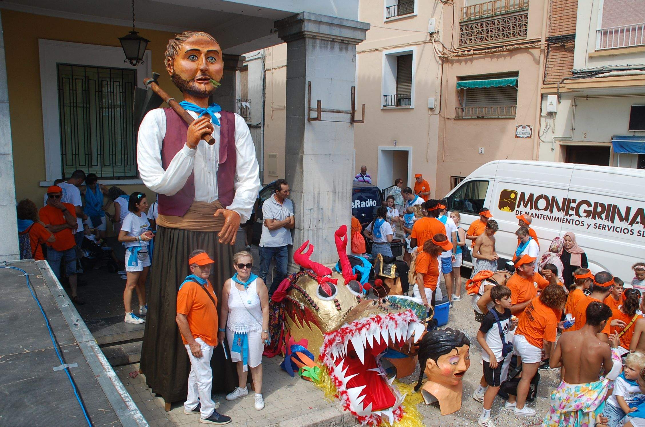 Cabalgata y chupinazo de las fiestas de Sariñena 2022 