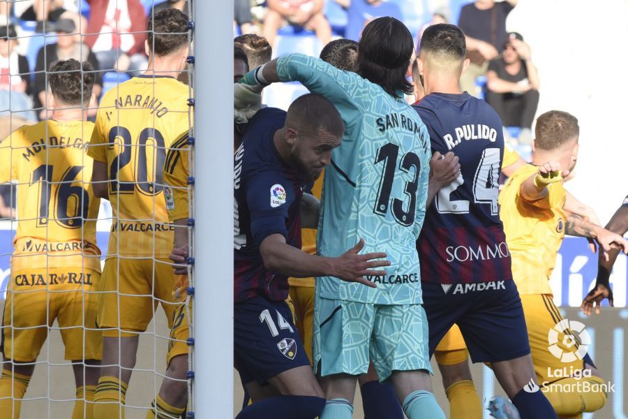 Pelea en la zona visitante