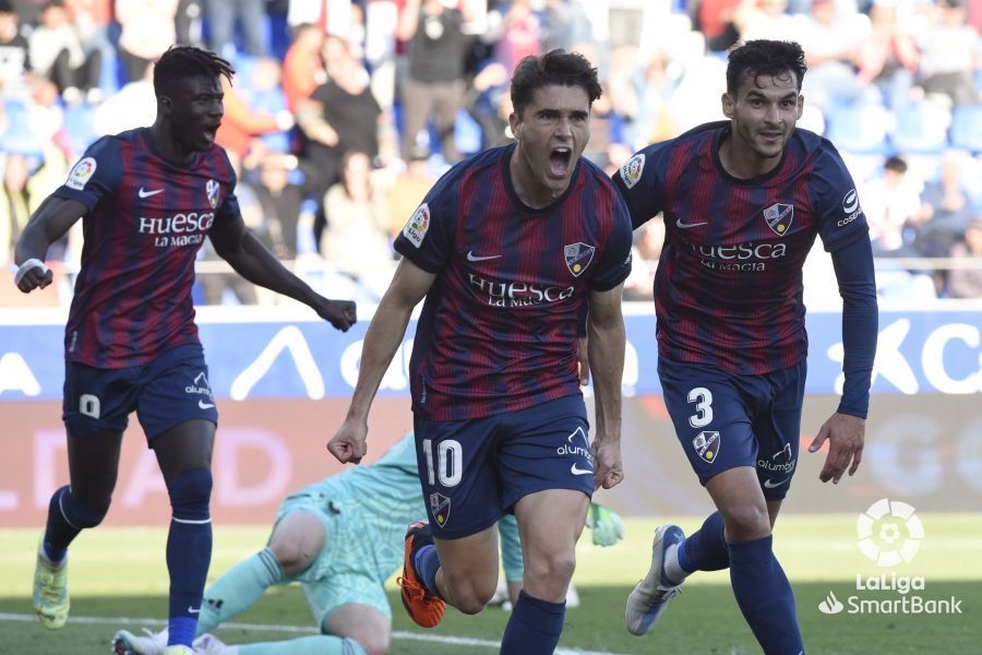 La Peña SD Huesca Somontano quiere celebrar muchos goles azulgranas.