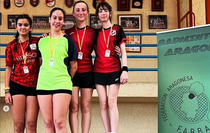 Podios del Campeonato Regional Escolar de bádminton