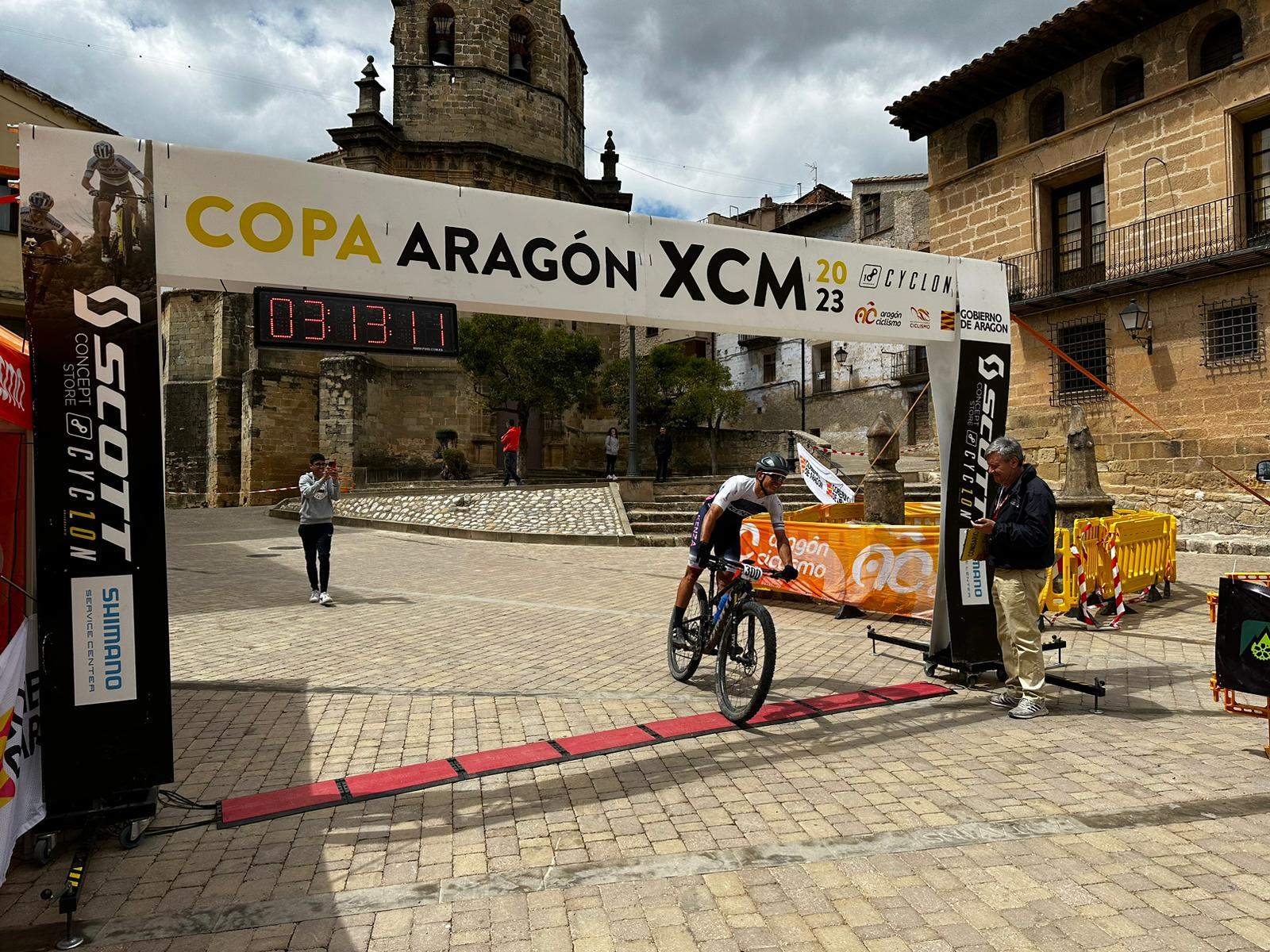 Ivan Romero en el Sierras Matarraña MTB Race