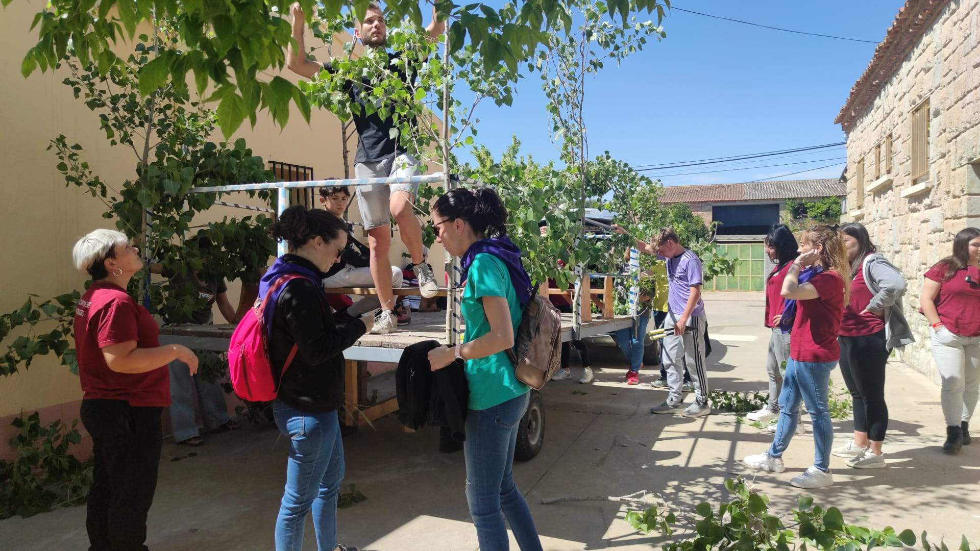 Celebración de San Isidro en Sariñena y la Cartuja de las Fuentes.