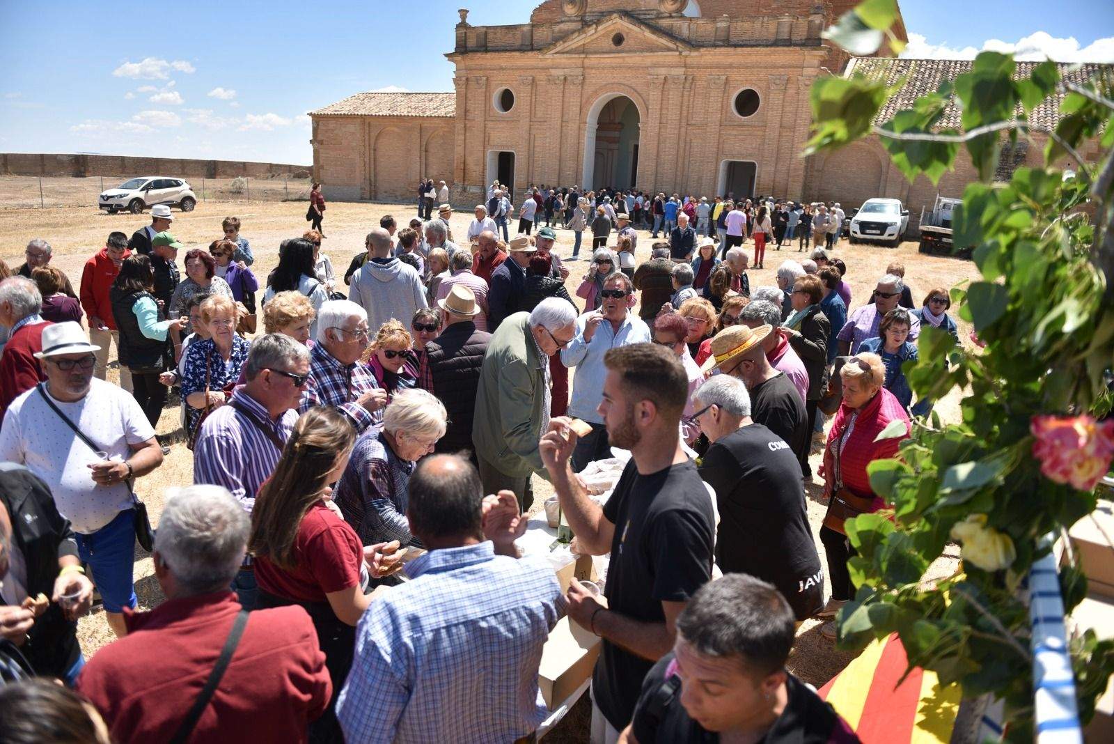 Celebración de San Isidro en Sariñena y la Cartuja de las Fuentes.