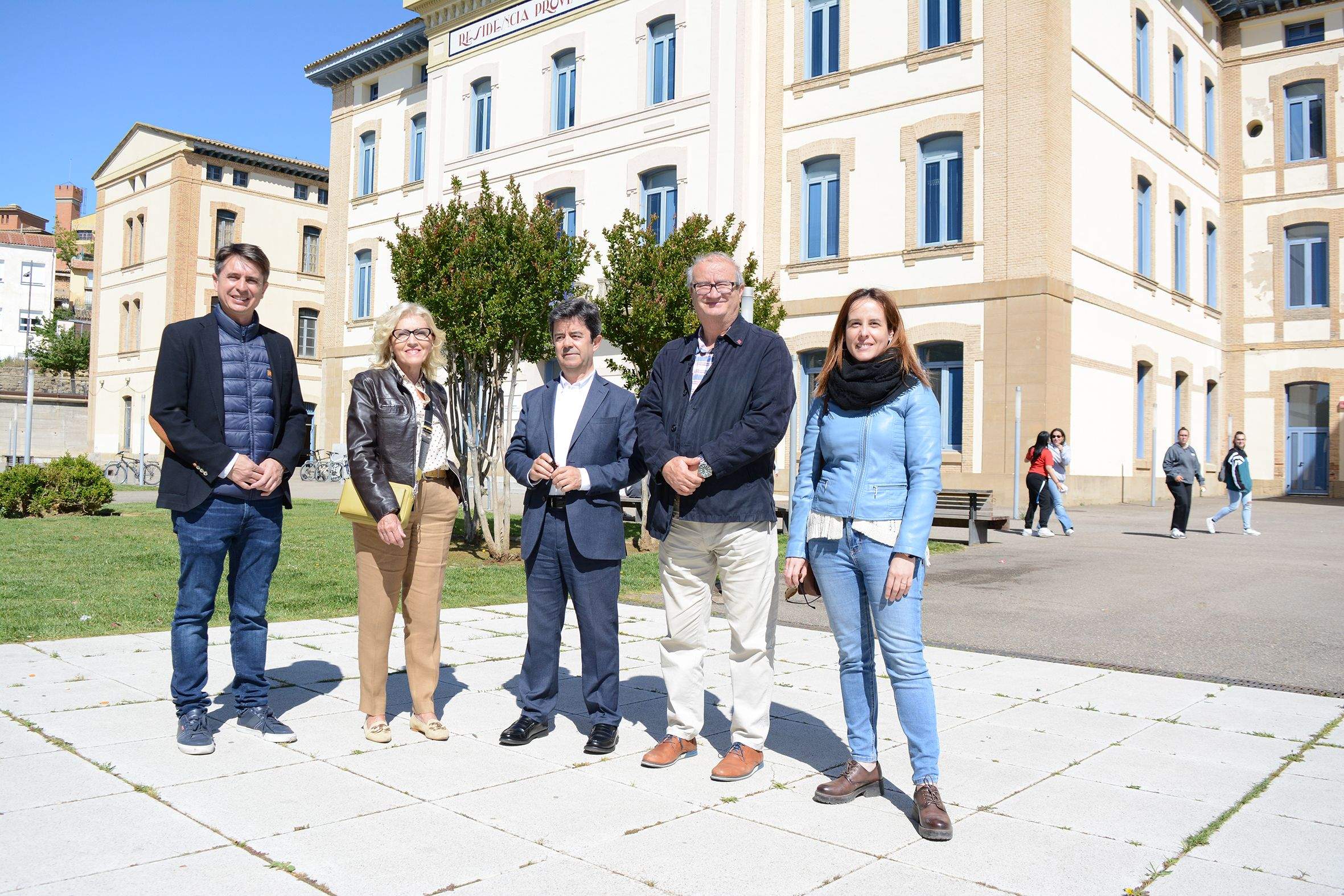 Fernando Sarasa, Silvia Salazar, Luis Felipe, José María Romance y Belén Hernández.