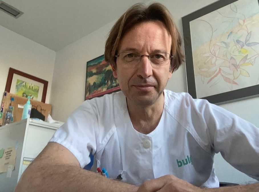 Javier Olivera Pueyo.