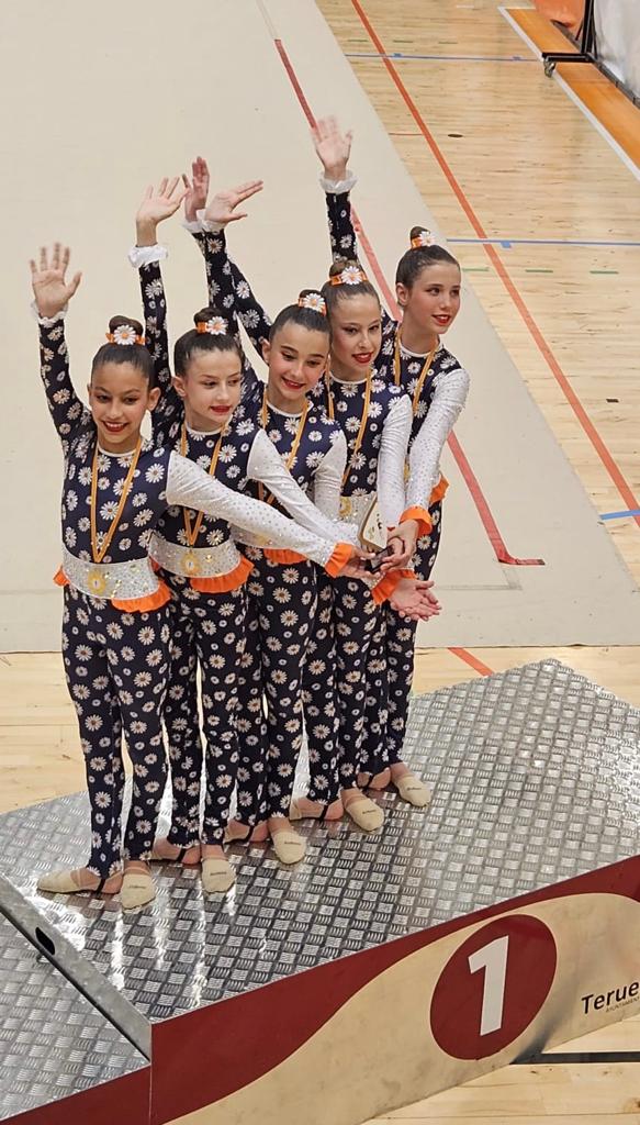 Club 90, equipo Infantil Base, oro