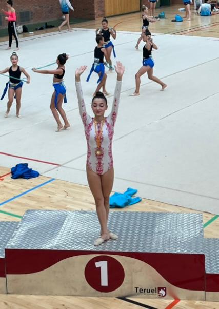 Club 90, María Otín, Cadete Base, oro