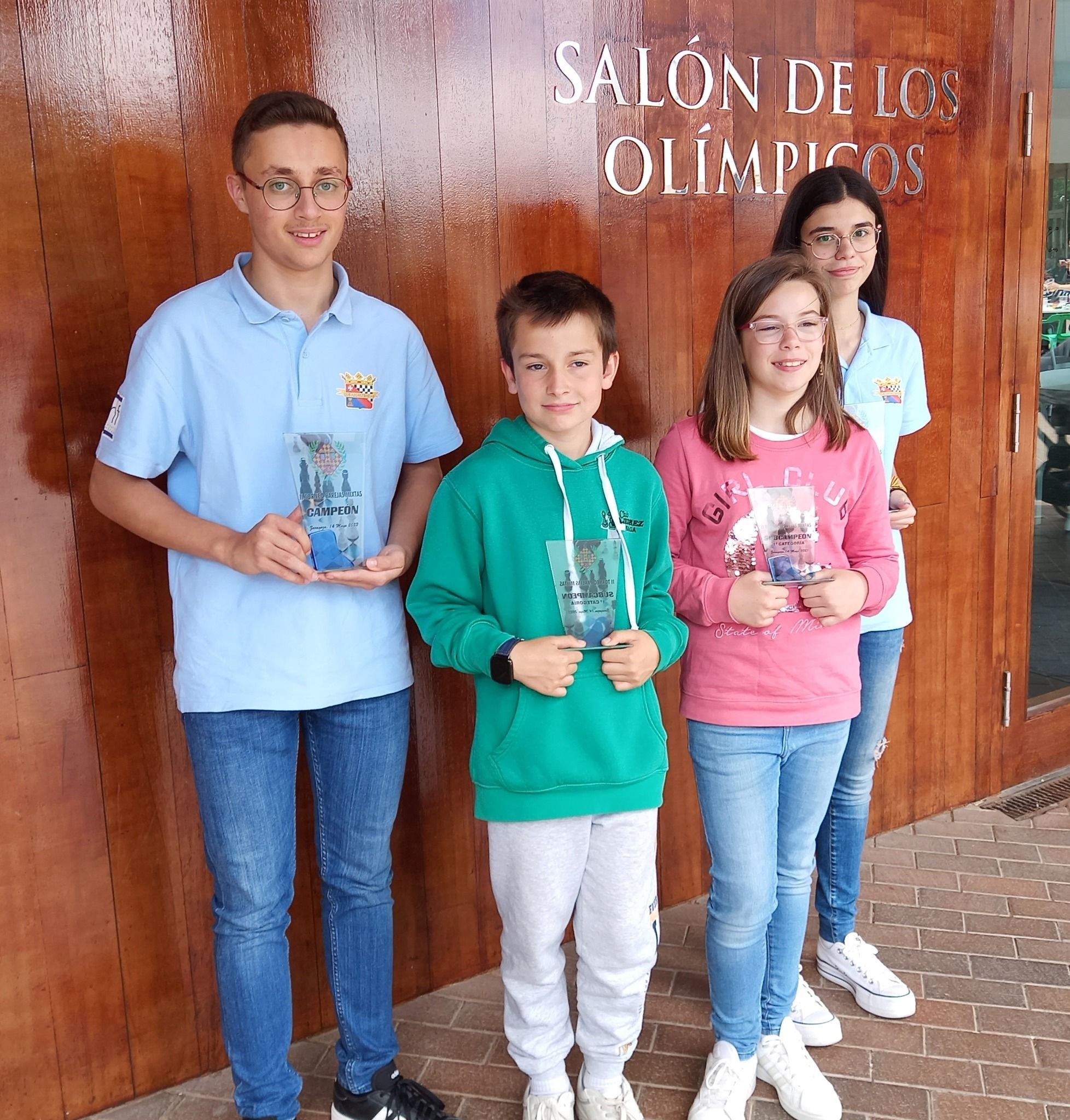 Bonet, Pallarés, Gimeno y Quintilla. Foto: Federación Aragonesa de Ajedrez