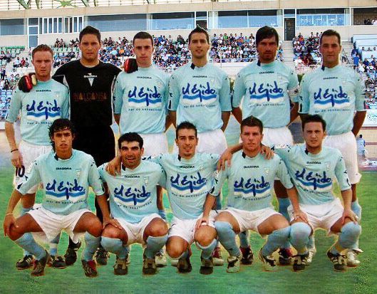 Costa vistió la camiseta del Poli Ejido.