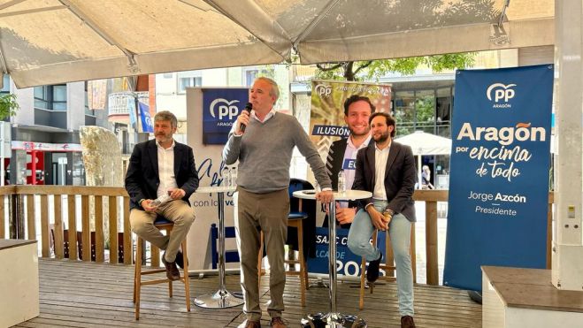 Jorge Azcón, con Gerardo Oliván e Isaac Claver Jorge Azcón, con Gerardo Oliván e Isaac Claver