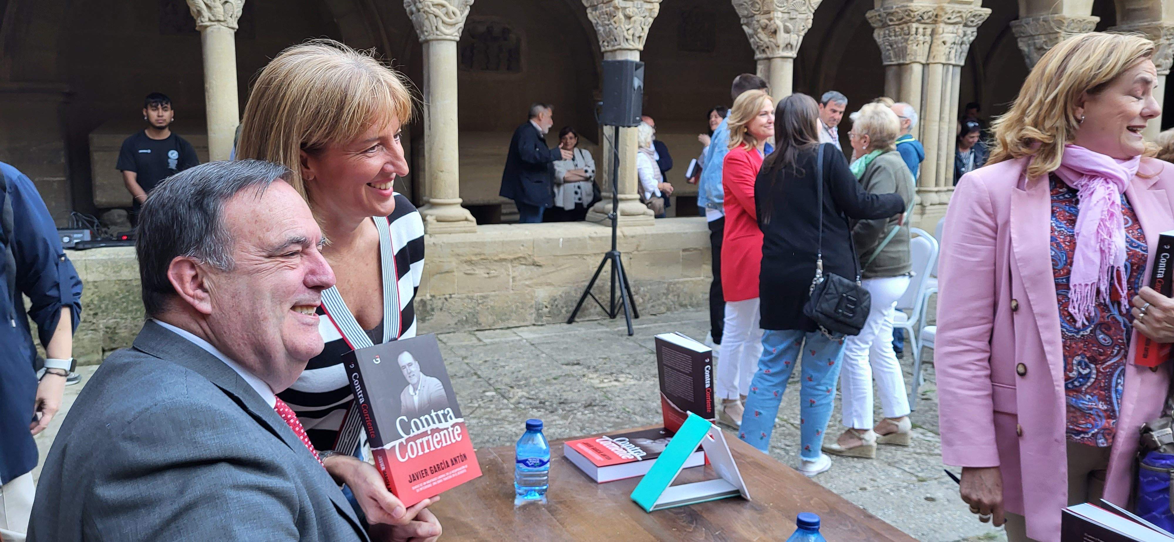 Presentación del libro Contracorriente de Javier García Antón. Foto: Mercedes Manterola