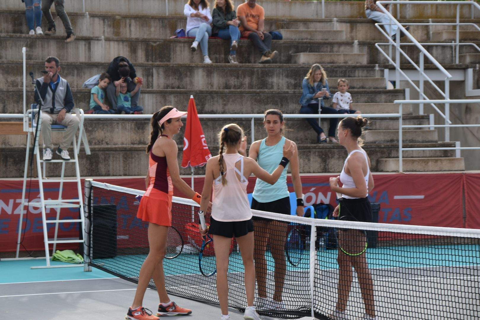 Hoy se disputa la final de dobles en Monzón.