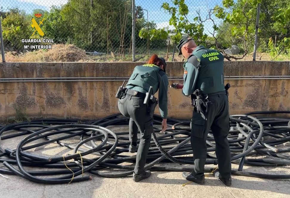 La Guardia Civil ha detenido en los últimos meses a varias personas robando cable de cobre.