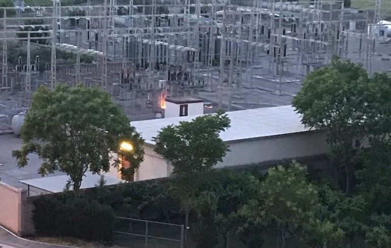 Momento de la explosión en la Subestación Eléctrica de María Auxiliadora