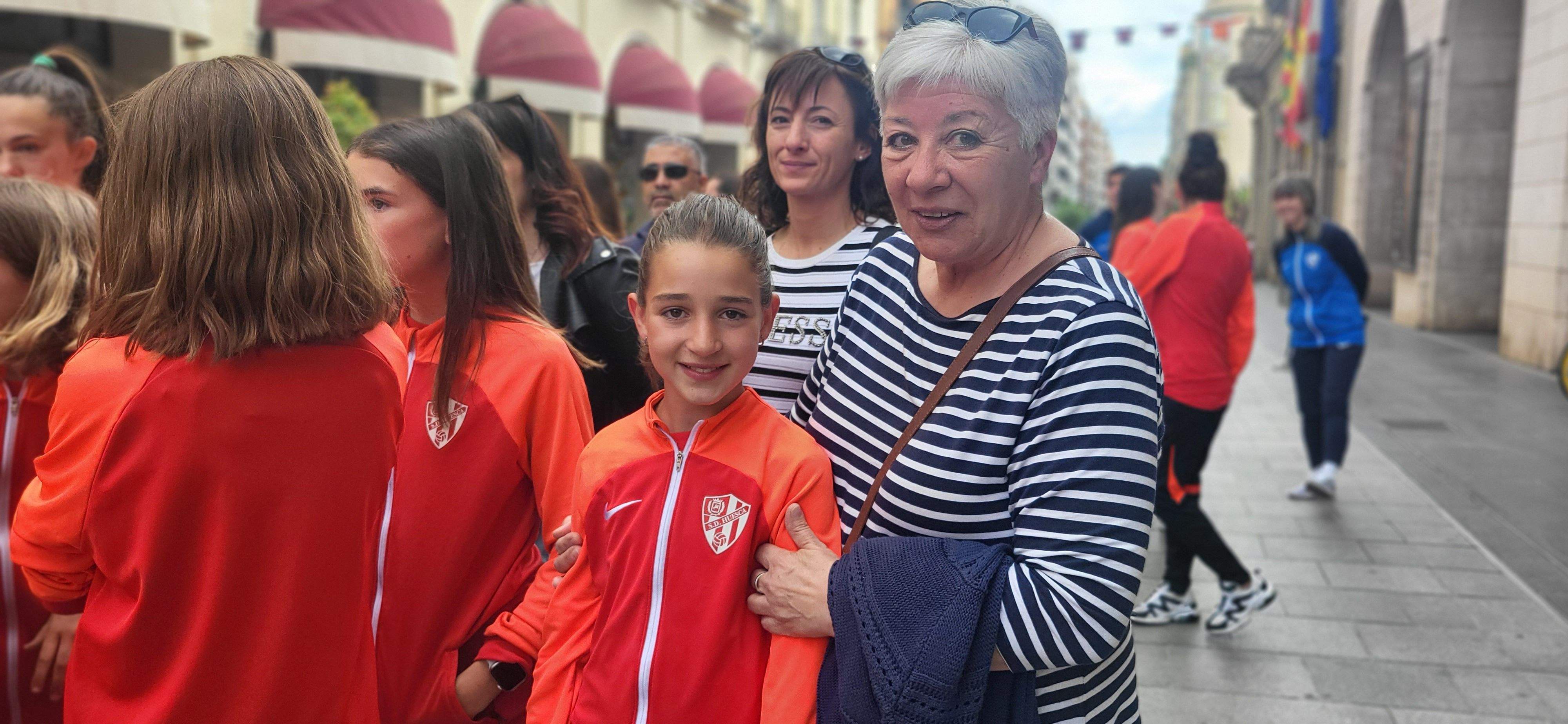 Los equipos femeninos del Huesca toman los Porches de Galicia y el Coso Bajo