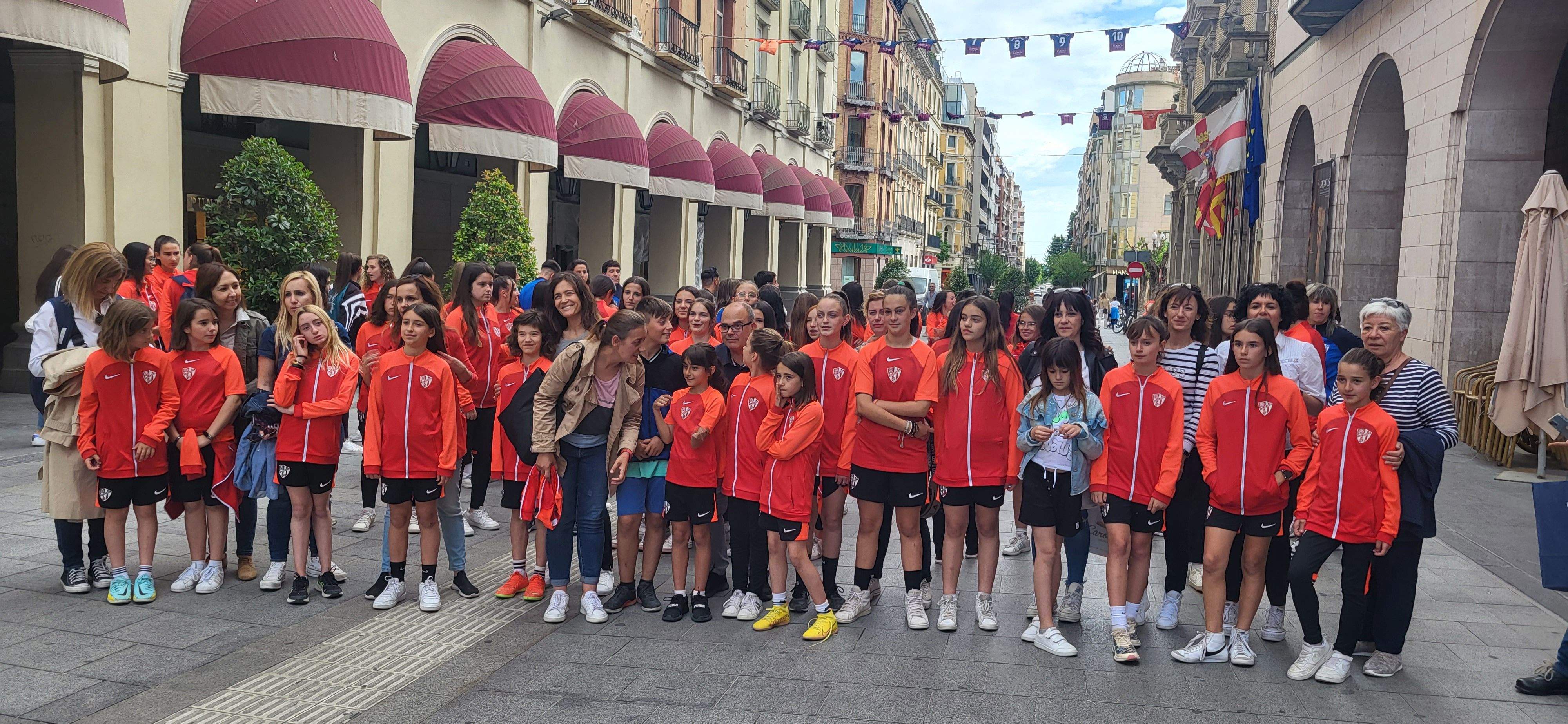 Los equipos femeninos del Huesca toman los Porches de Galicia y el Coso Bajo