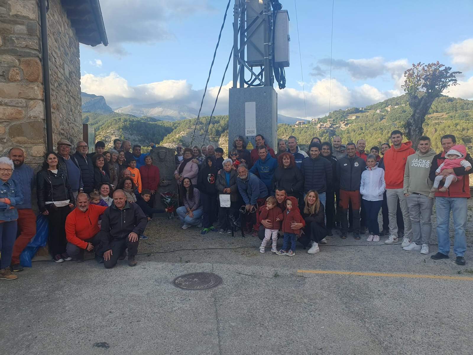 Actos de la 37 edición del descenso de navatas por el Cinca 