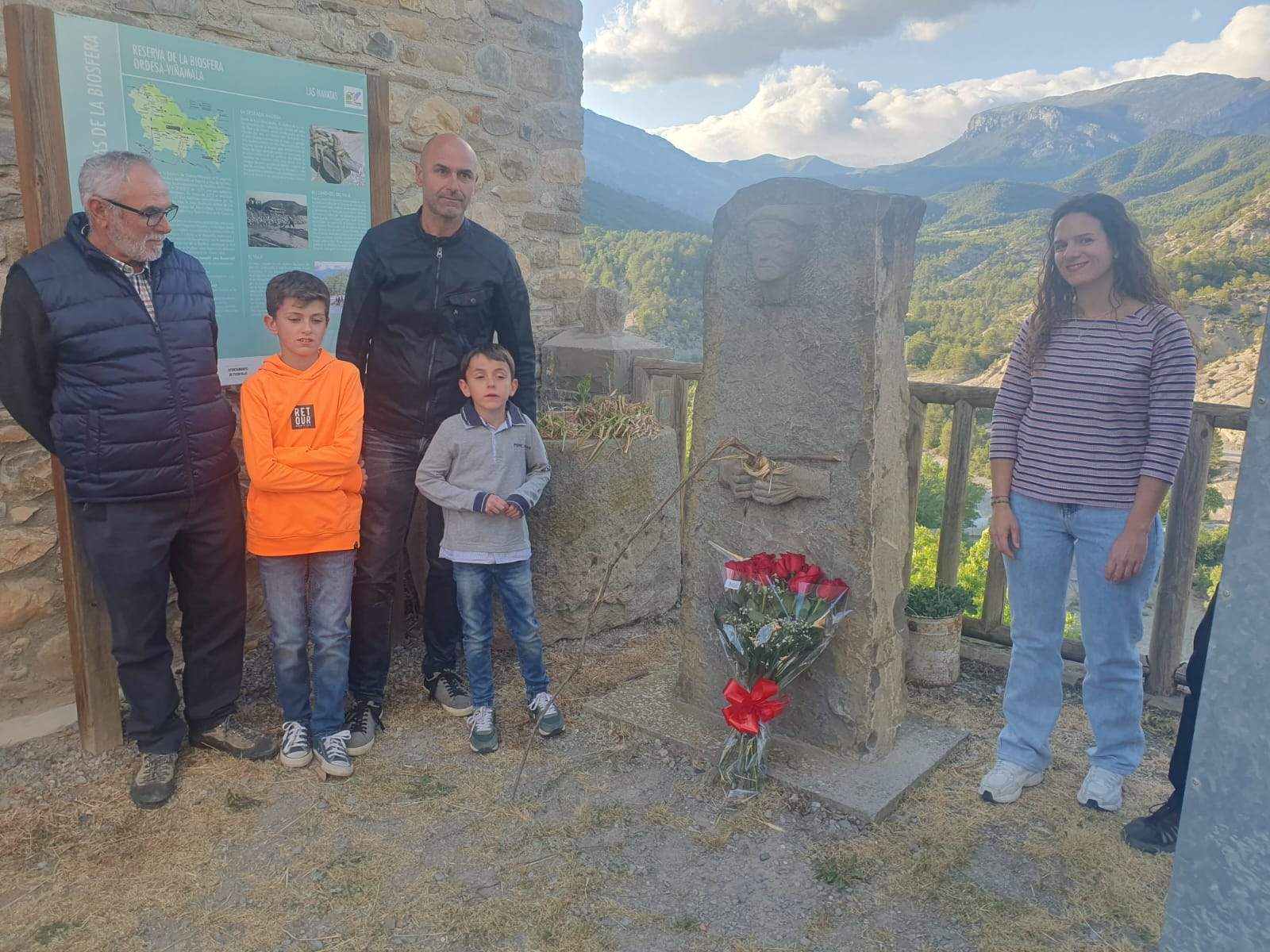 Actos de la 37 edición del descenso de navatas por el Cinca 