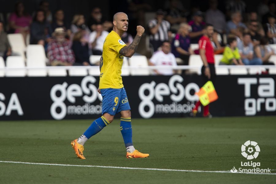 Sandro Ramírez, jugador del Huesca cedido en Las Palmas, celebra uno de los goles que anotó el sábado en Cartagonova. Foto. LaLiga