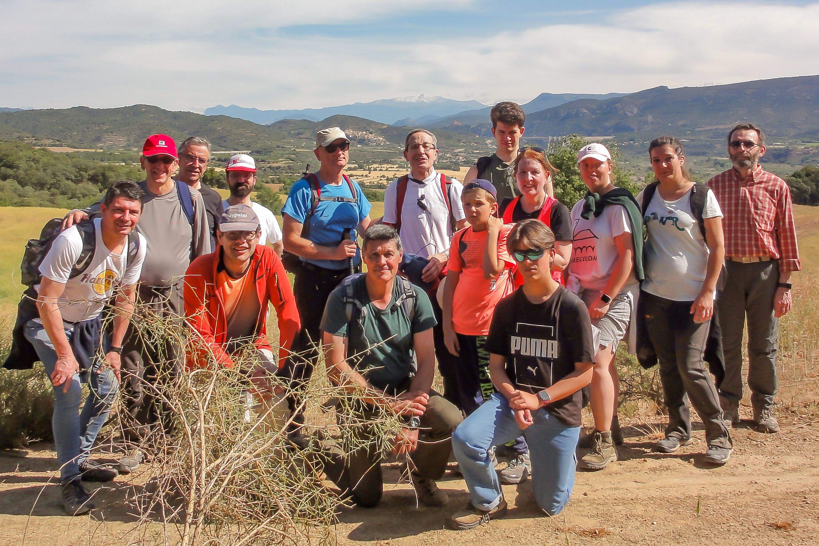 Participantes en la romería a pie de Barbastro a Torreciudad.