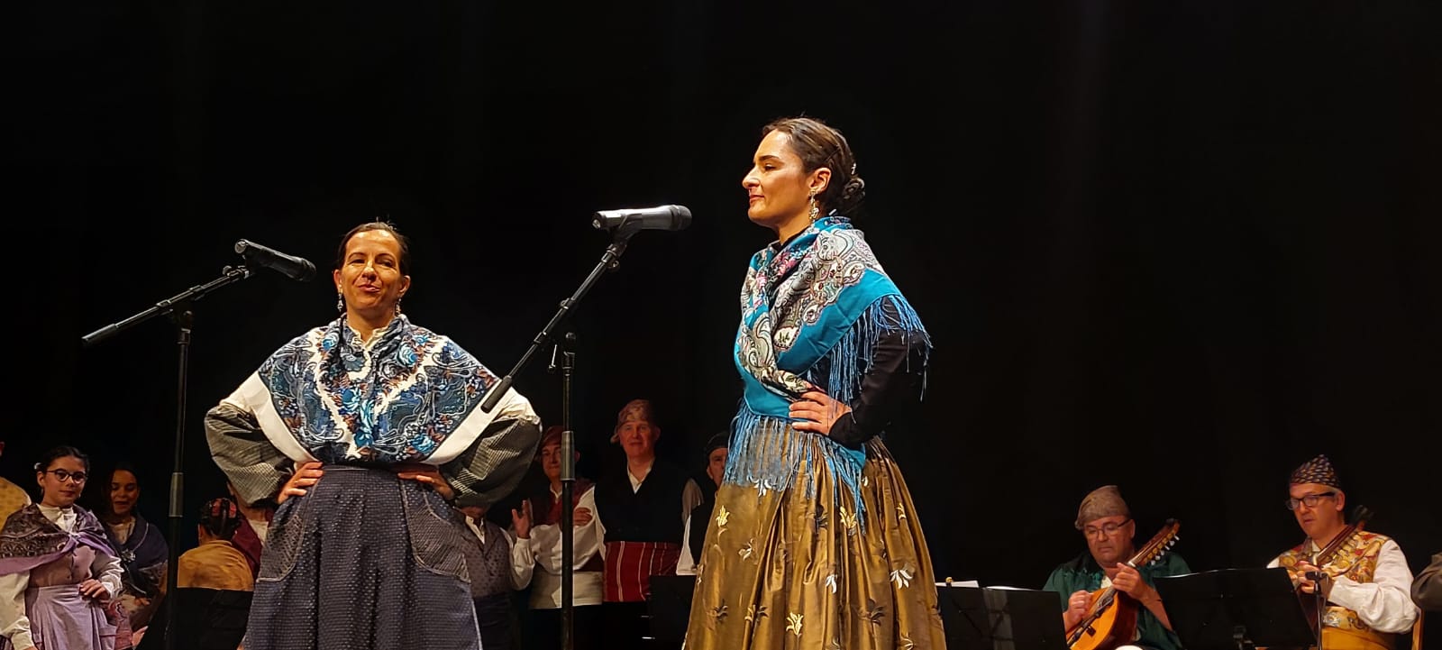 Veinticinco aniversario de Os Faticos en el Centro Manuel Benito Moliner