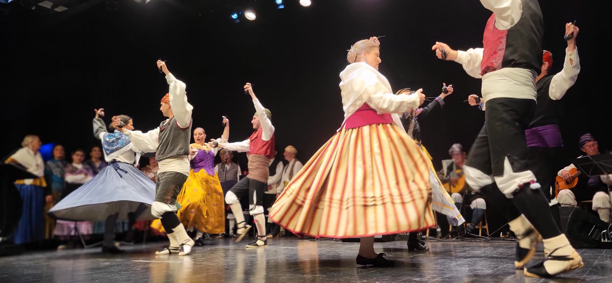 Veinticinco aniversario de Os Faticos en el Centro Manuel Benito Moliner