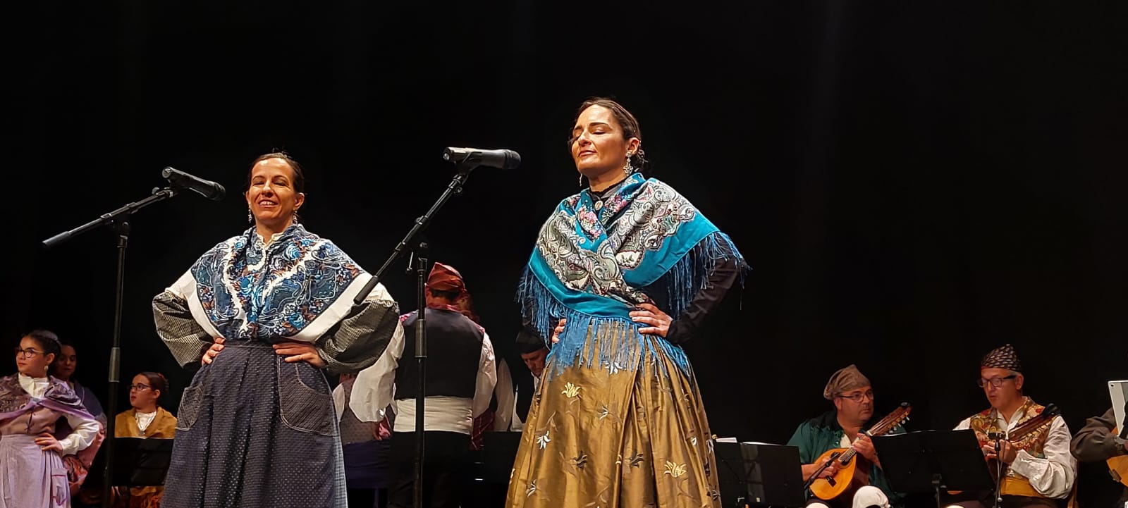 Veinticinco aniversario de Os Faticos en el Centro Manuel Benito Moliner