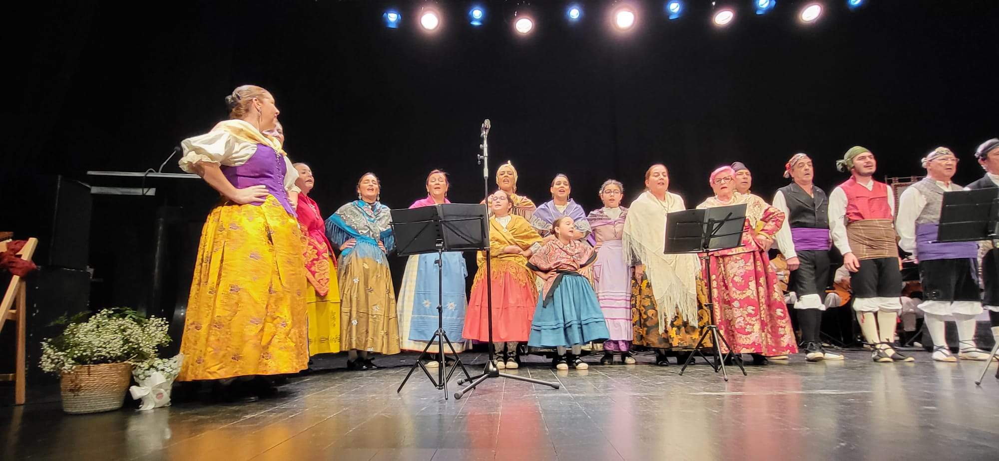 Veinticinco aniversario de Os Faticos en el Centro Manuel Benito Moliner