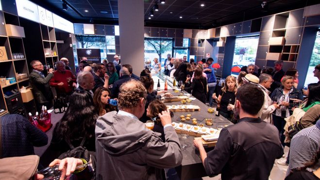 e816908c 9132 45af 9743 a5d37afa8c06 e816908c 9132 45af 9743 a5d37afa8c06