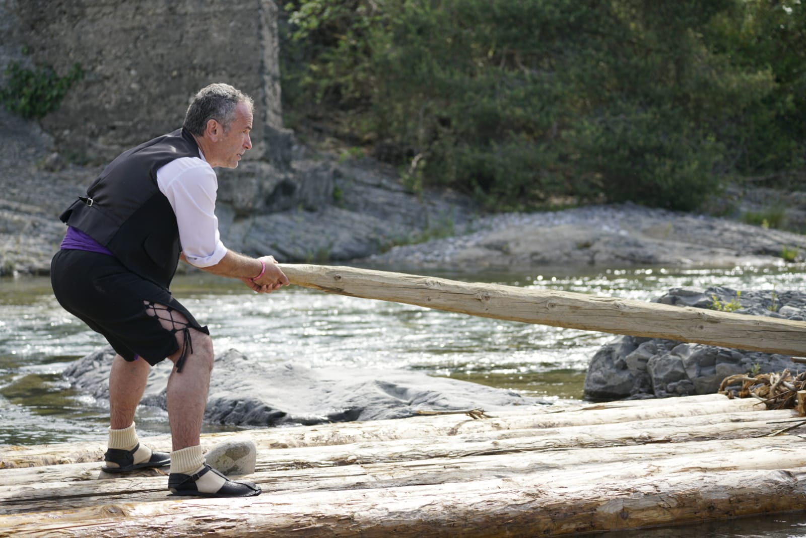 Actividad de los Nabateros del Sobrarbe en la jornada prevista para el descenso