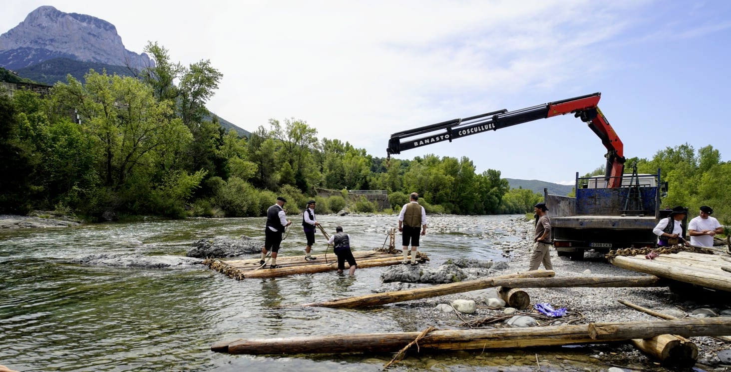 Actividad de los Nabateros del Sobrarbe en la jornada prevista para el descenso