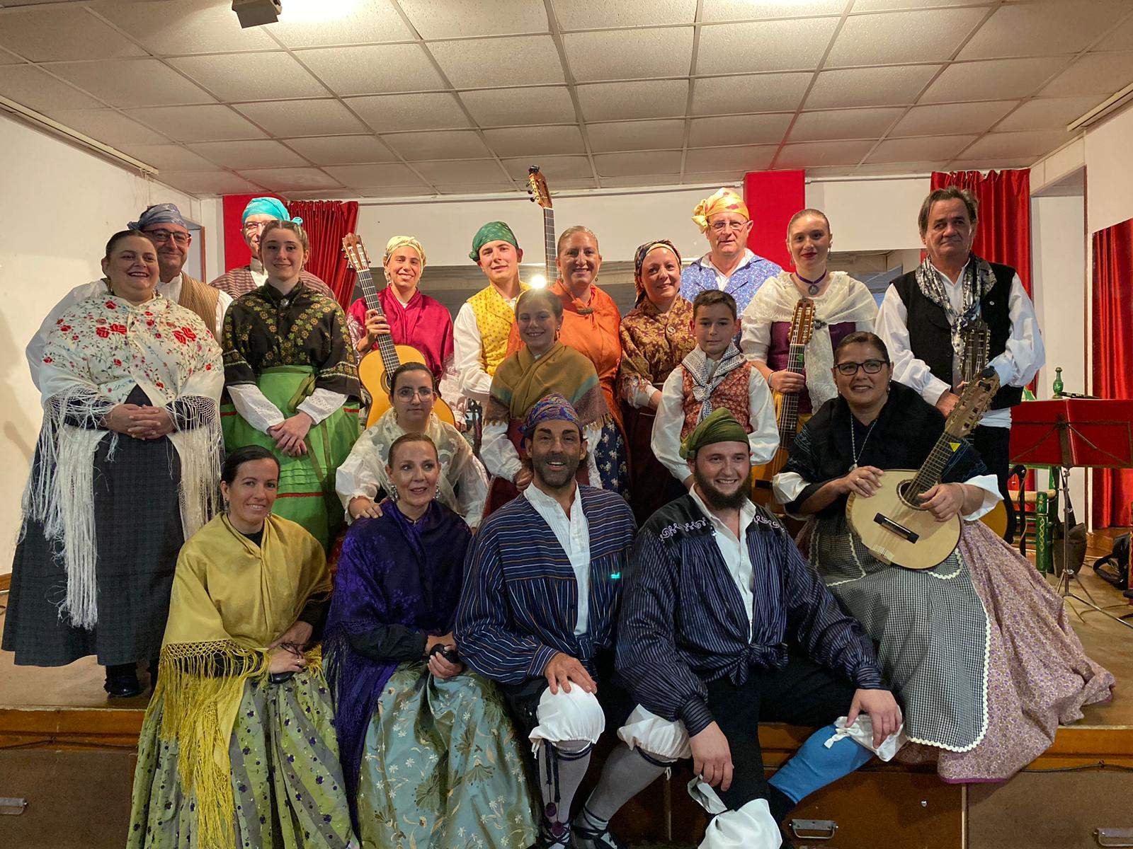 Integrantes de Estirpe de Aragonia que actuaron en la Casa de Andalucía