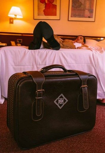 Colección Wellcome to the Jet Set 22 de Tukaos, por Marcos Ronsano y Nacho Lamar.