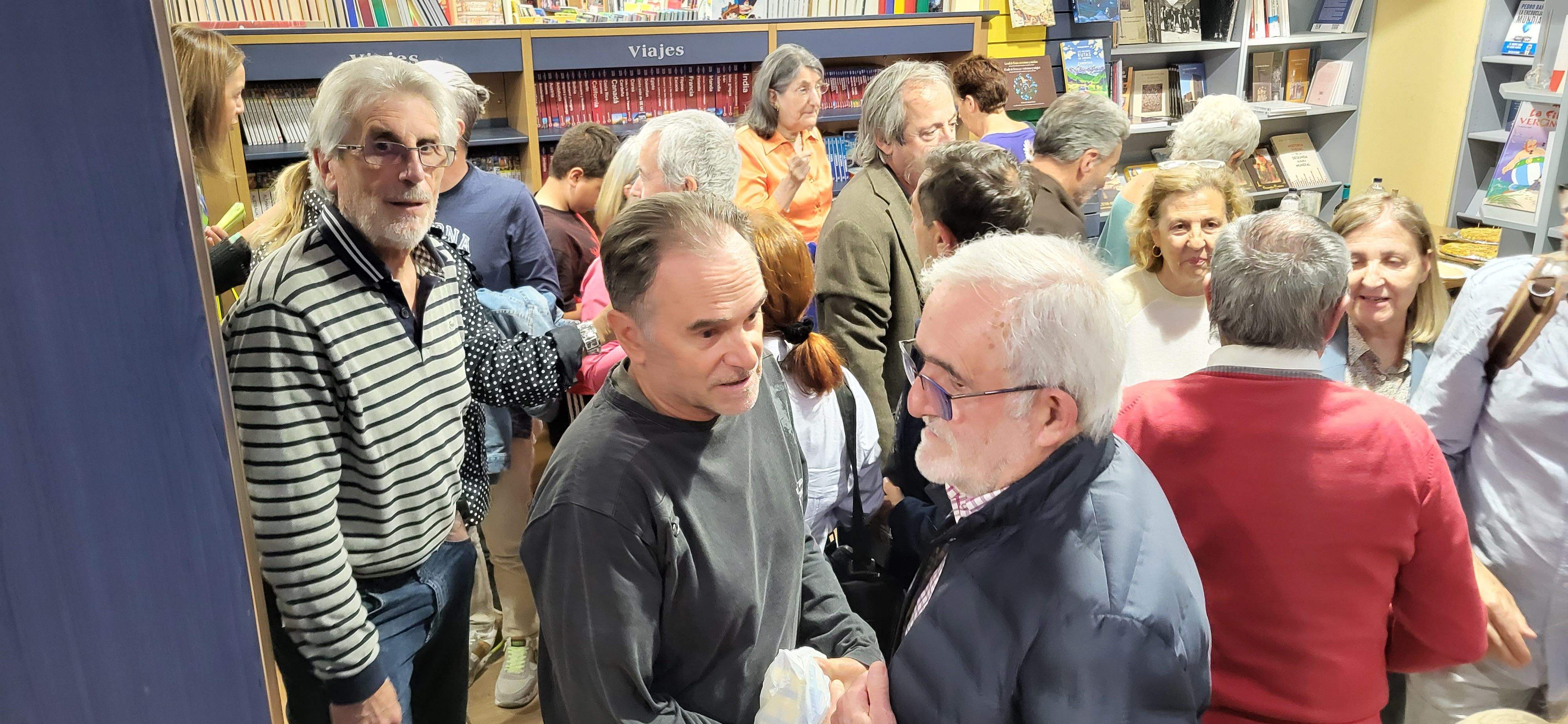 Presentación del libro "En voz baja" de Nati Mendiara en Másdelibros. Foto Myriam Martínez