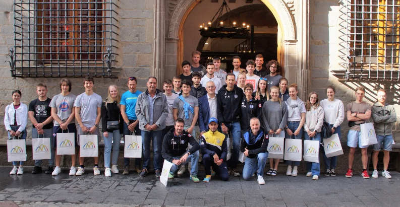 Jaca y Candanchú acogen estos días la formación de jóvenes italianos.