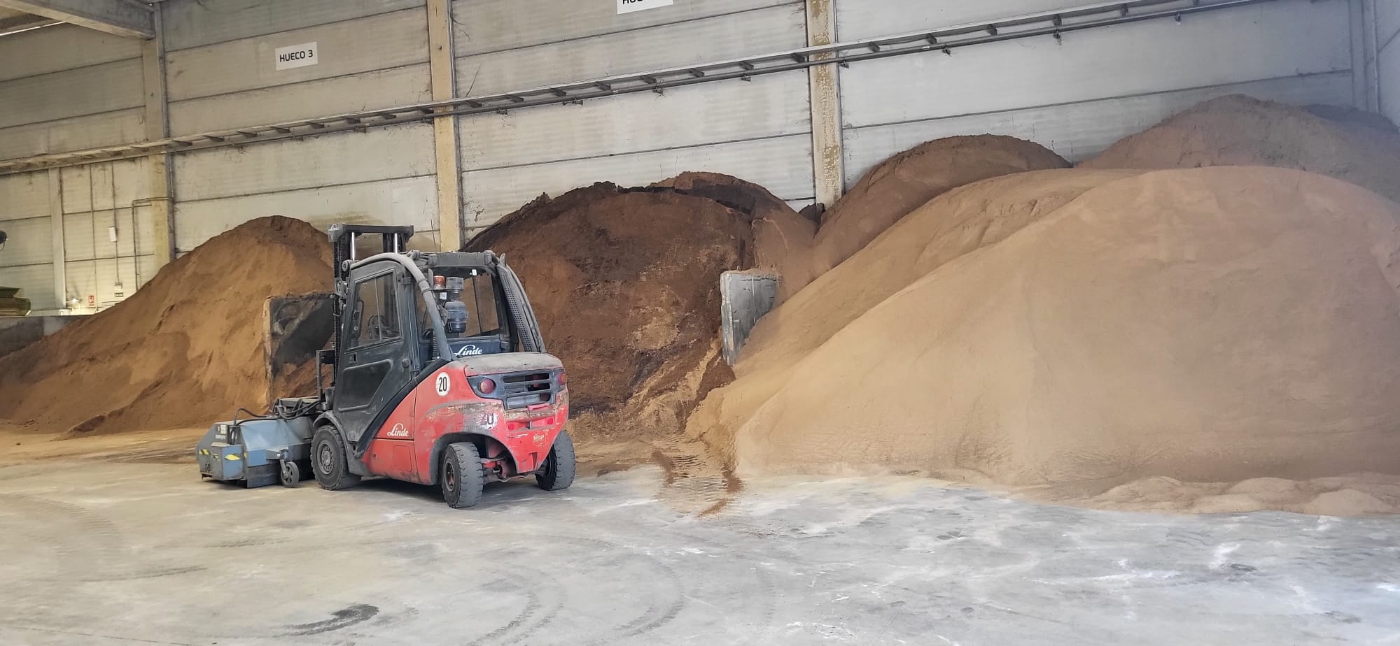 Visita del Foro Huesca Excelente a Defeder en Albalate de Cinca y Monzón