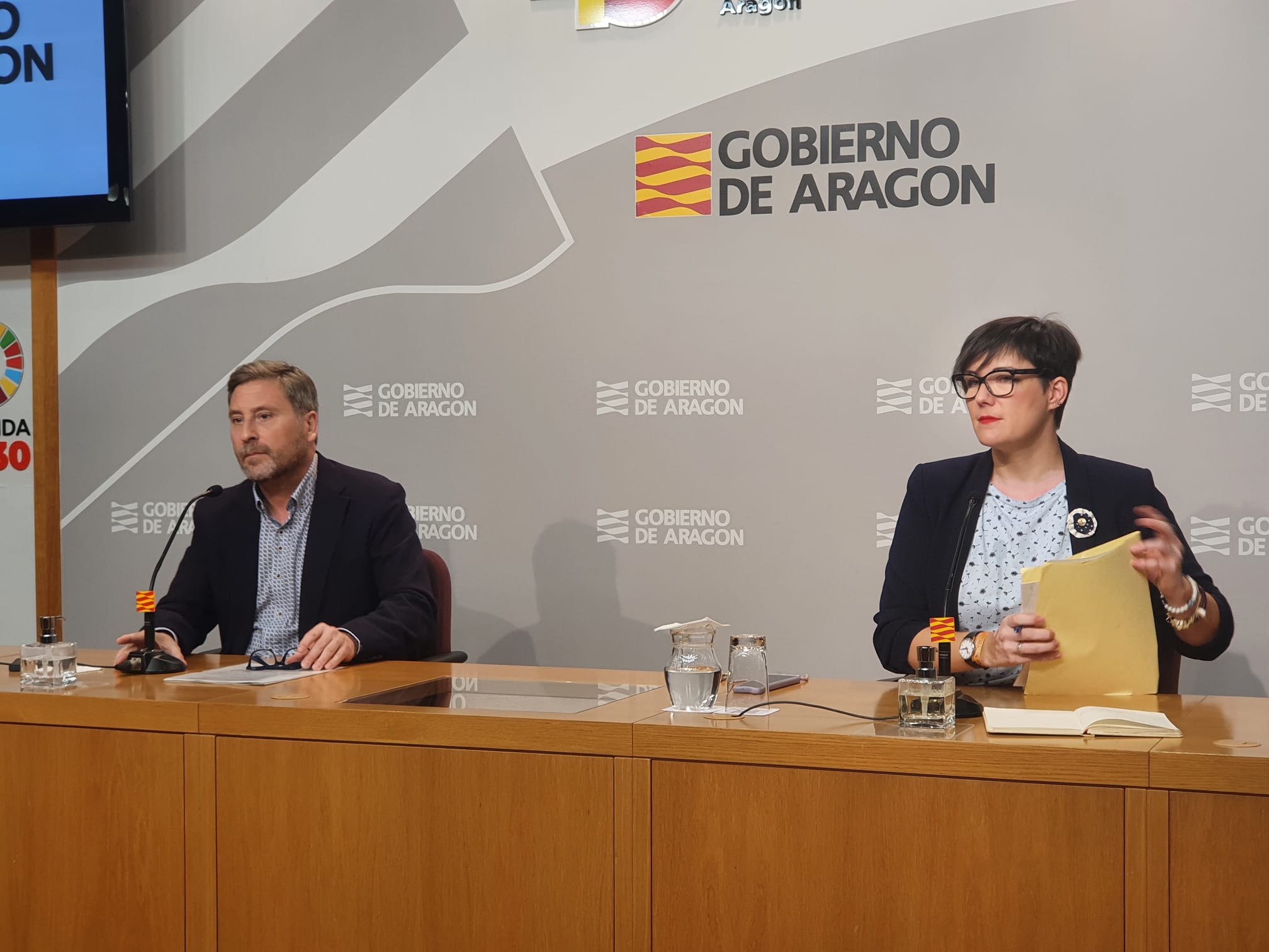 José Luis Soro y Verónica Villagrasa han presentado los convenios para construir vivienda de alquiler en el medio rural.